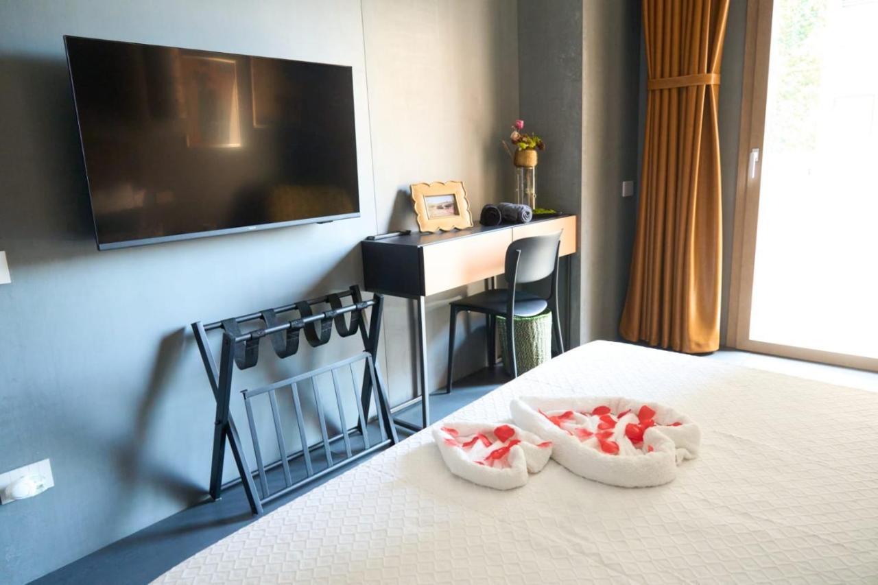 Trastevere Boutique Suite Rome With Gym And Steam Shower Exterior photo